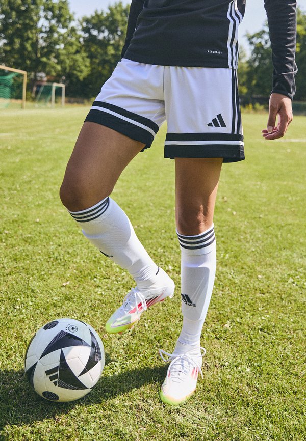 adidas Performance SQUADRA25 SHORTS  WOMEN - Sports shorts - white/black