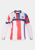 FC BAYERN SS26 PRE MATCH WARM TOP Media 1