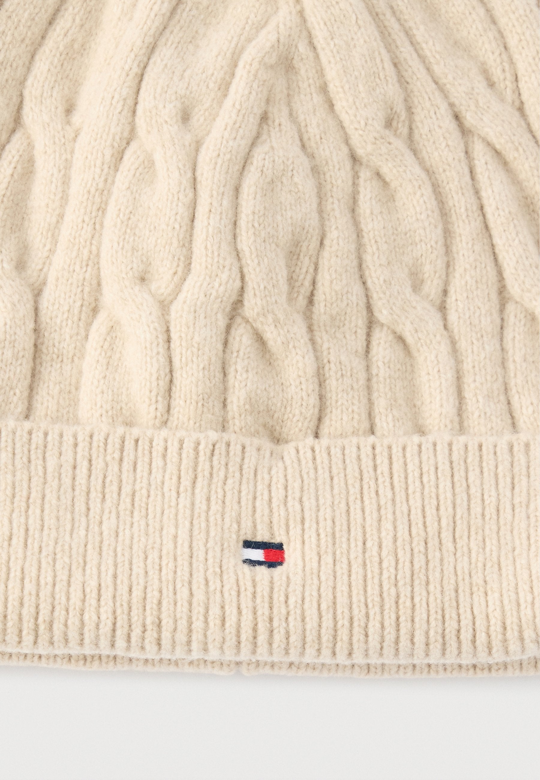 UNISEX SET Media 3