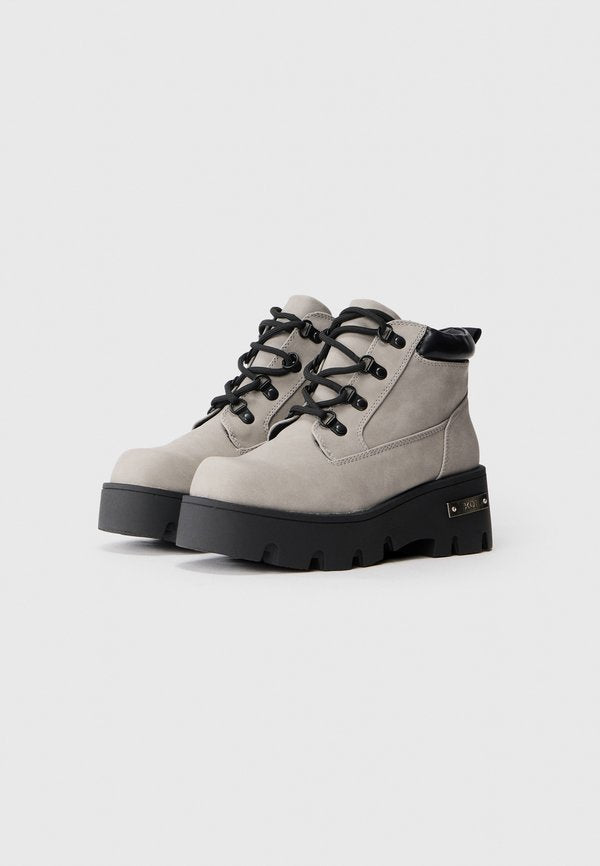 Koi Footwear NOVUS