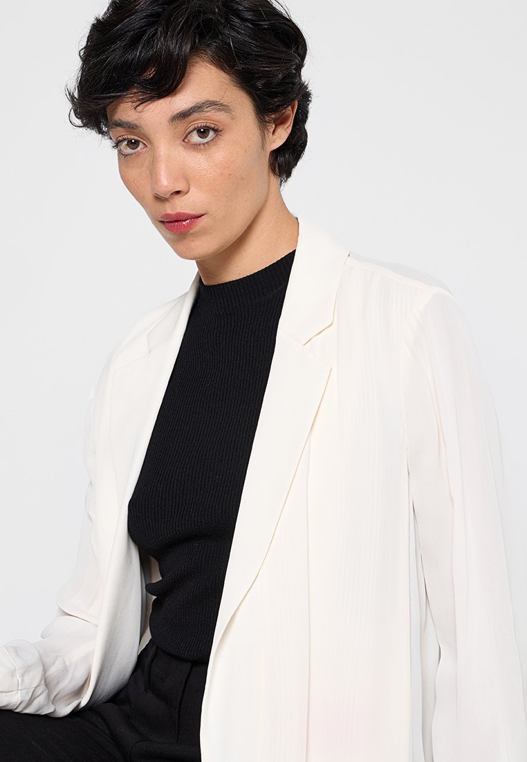 Armani Exchange Blazer Media 4