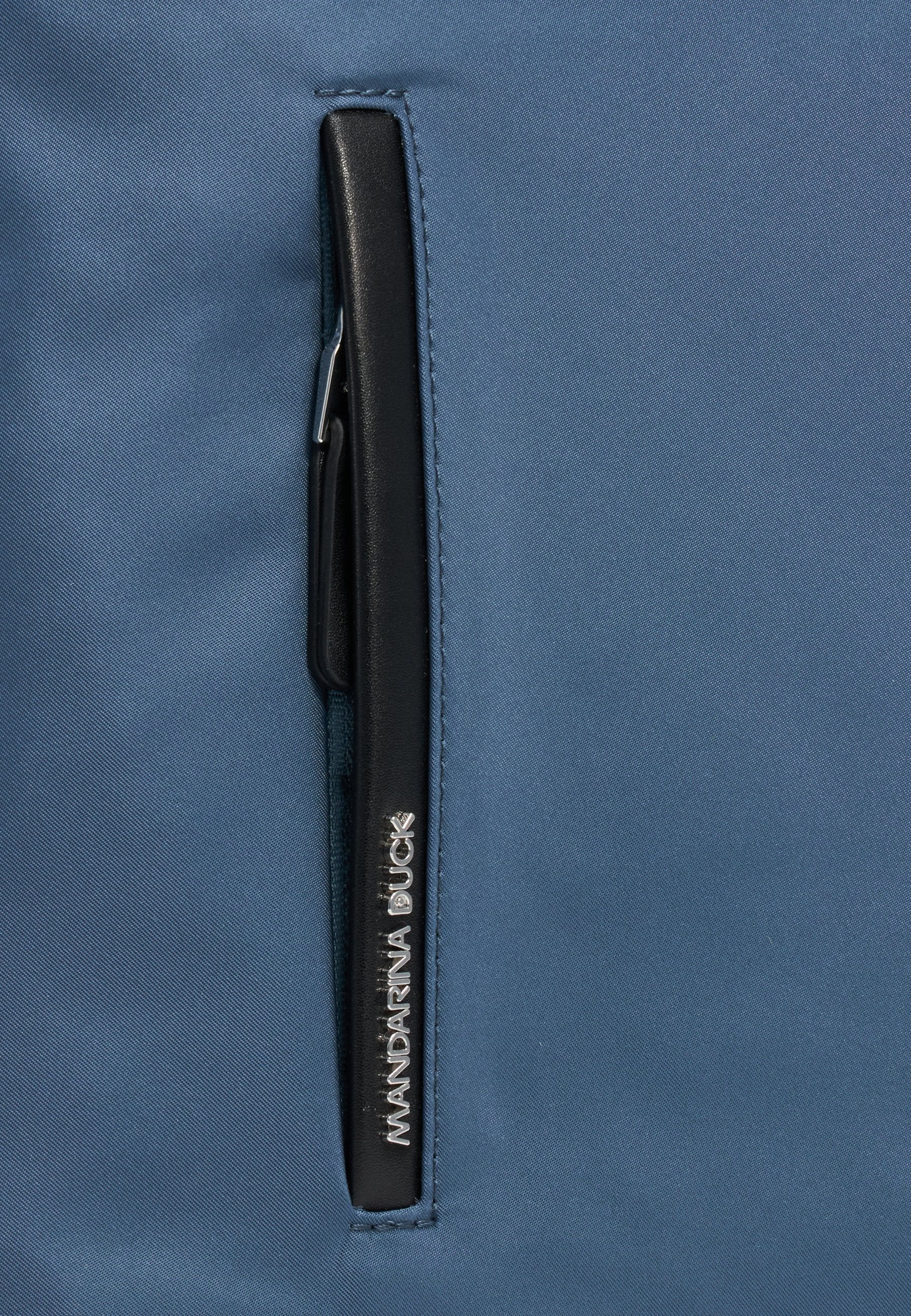 Mandarina Duck HUNTER