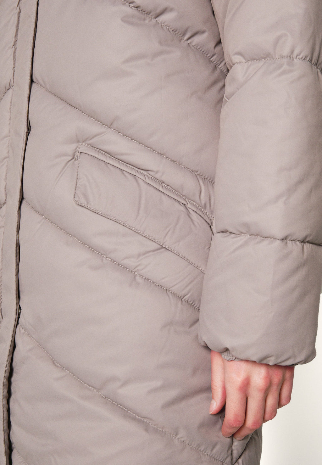 Pegador LOHA PUFFER COAT