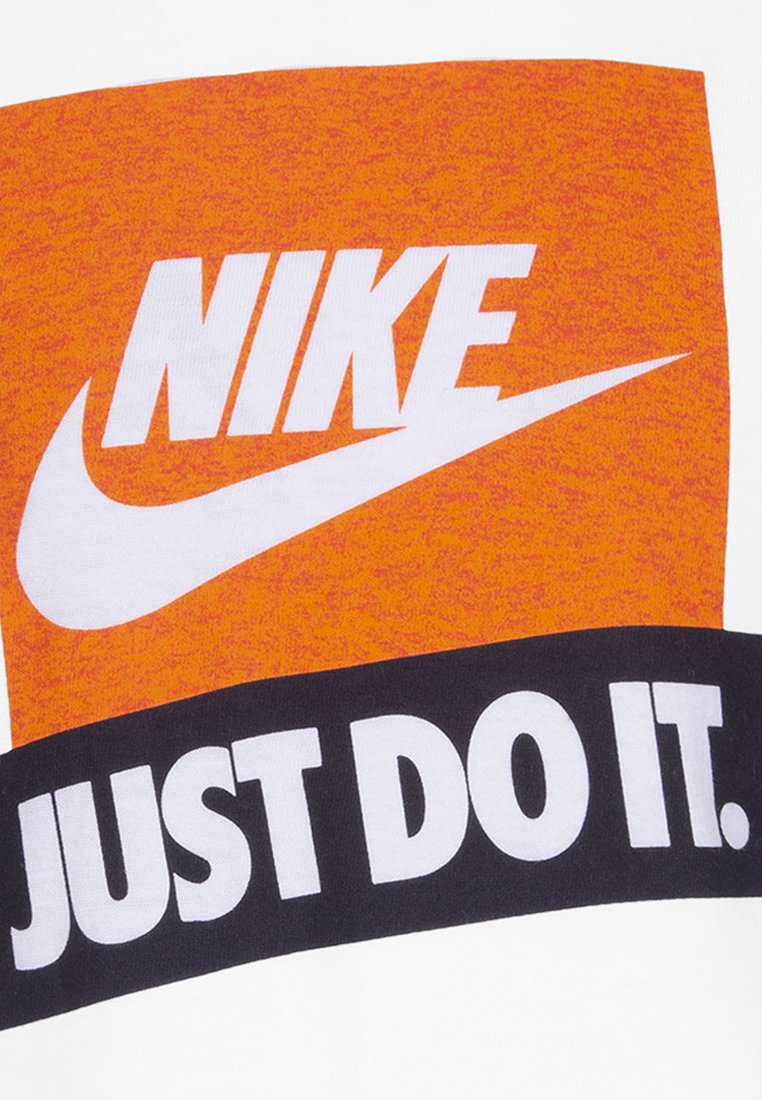Nike Sportswear