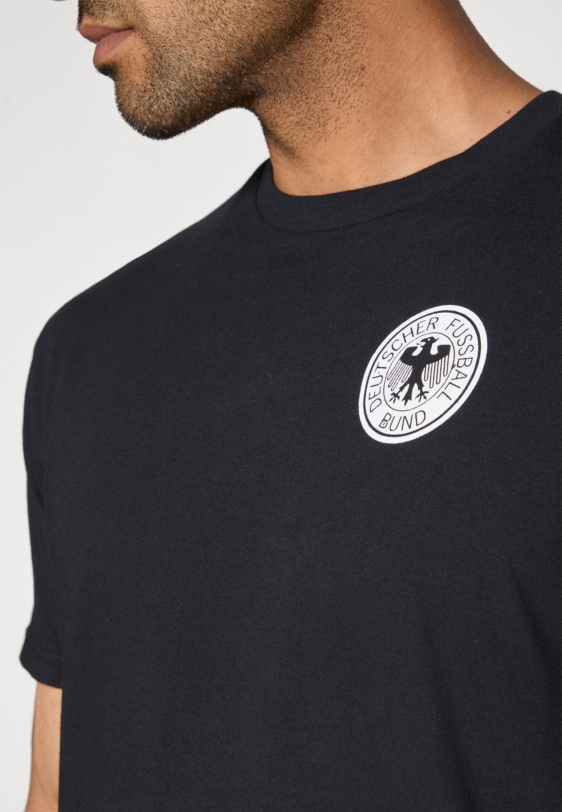 Fanatics DEUTSCHLAND DFB SMALL RETRO CREST