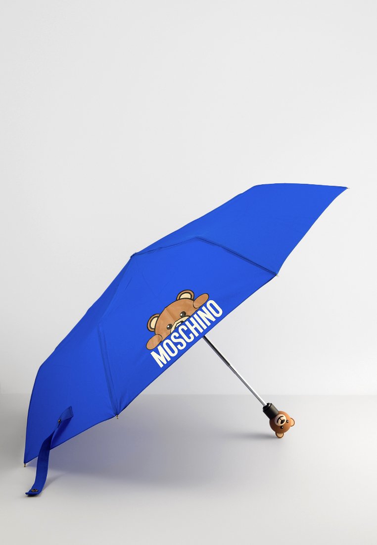 MOSCHINO
