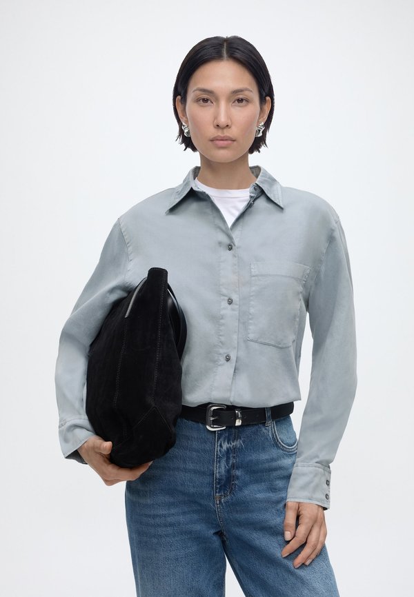 Marc O'Polo BLOUSE, BOXY SHAPE, KENT COLLAR, CHEST POCKET, LONGSLEEVE, GARMENT DYED, SOLID