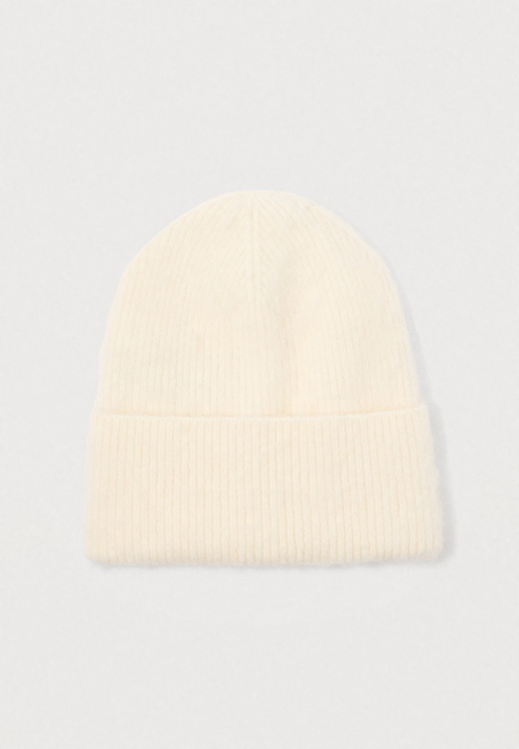 Abercrombie & Fitch FUZZY BEANIE