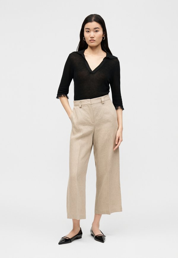 MAX&Co. ADUNCO