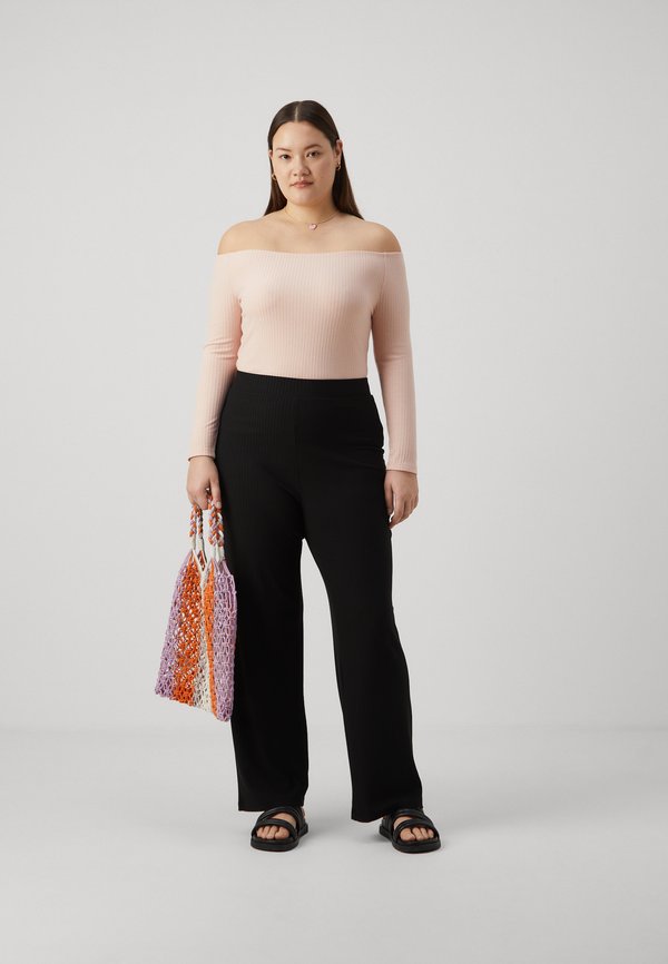 ONLY Carmakoma CARNELLA OFF SHOULDER