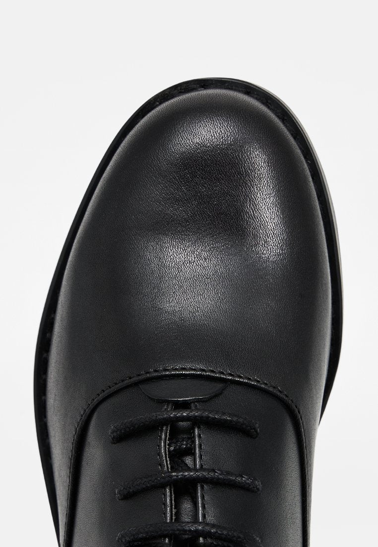 Clarks HANA