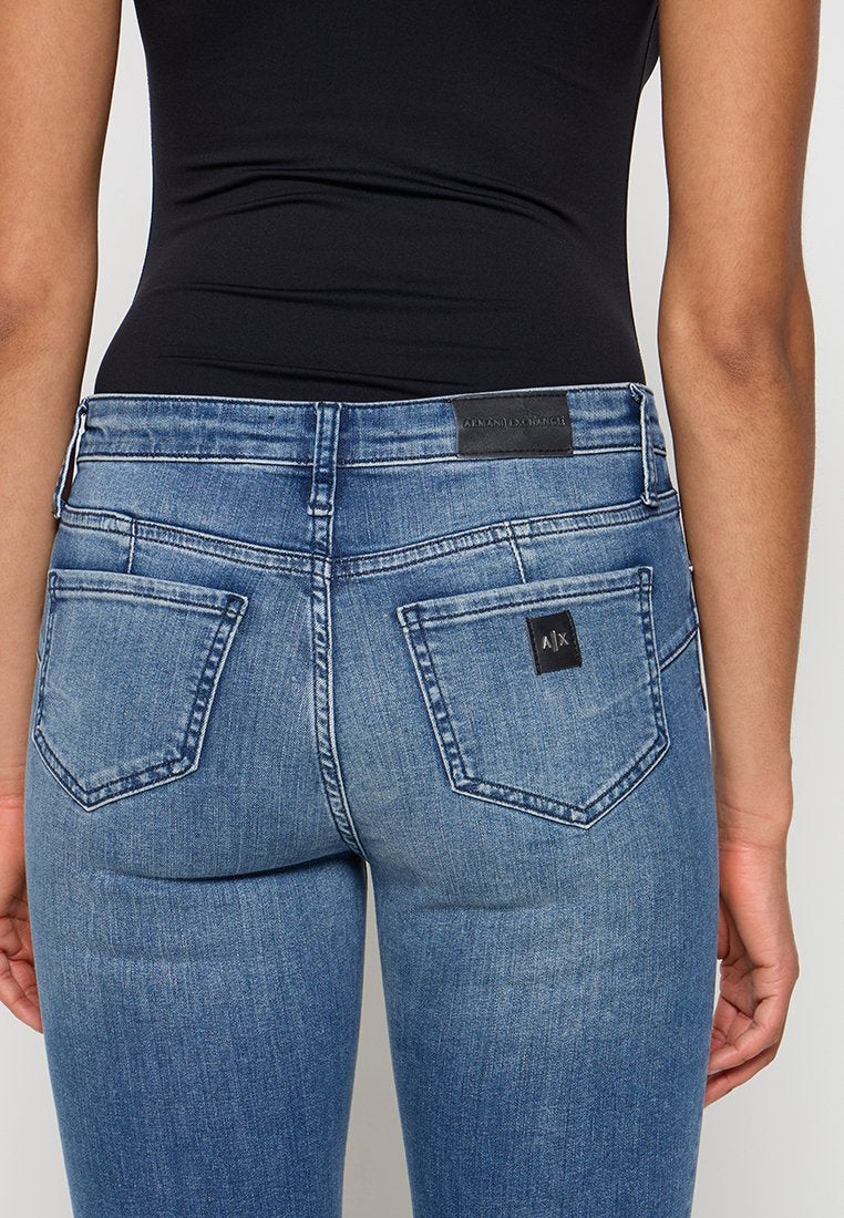 SKINNY FIT Media 6