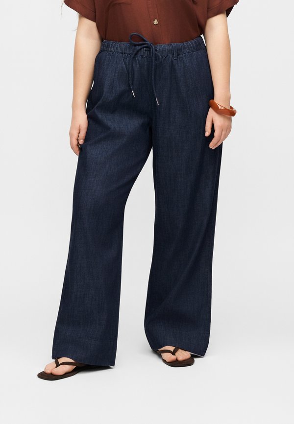 Vero Moda Curve VMCEVA ELASTIC WAIST - Relaxed fit jeans - dark blue denim