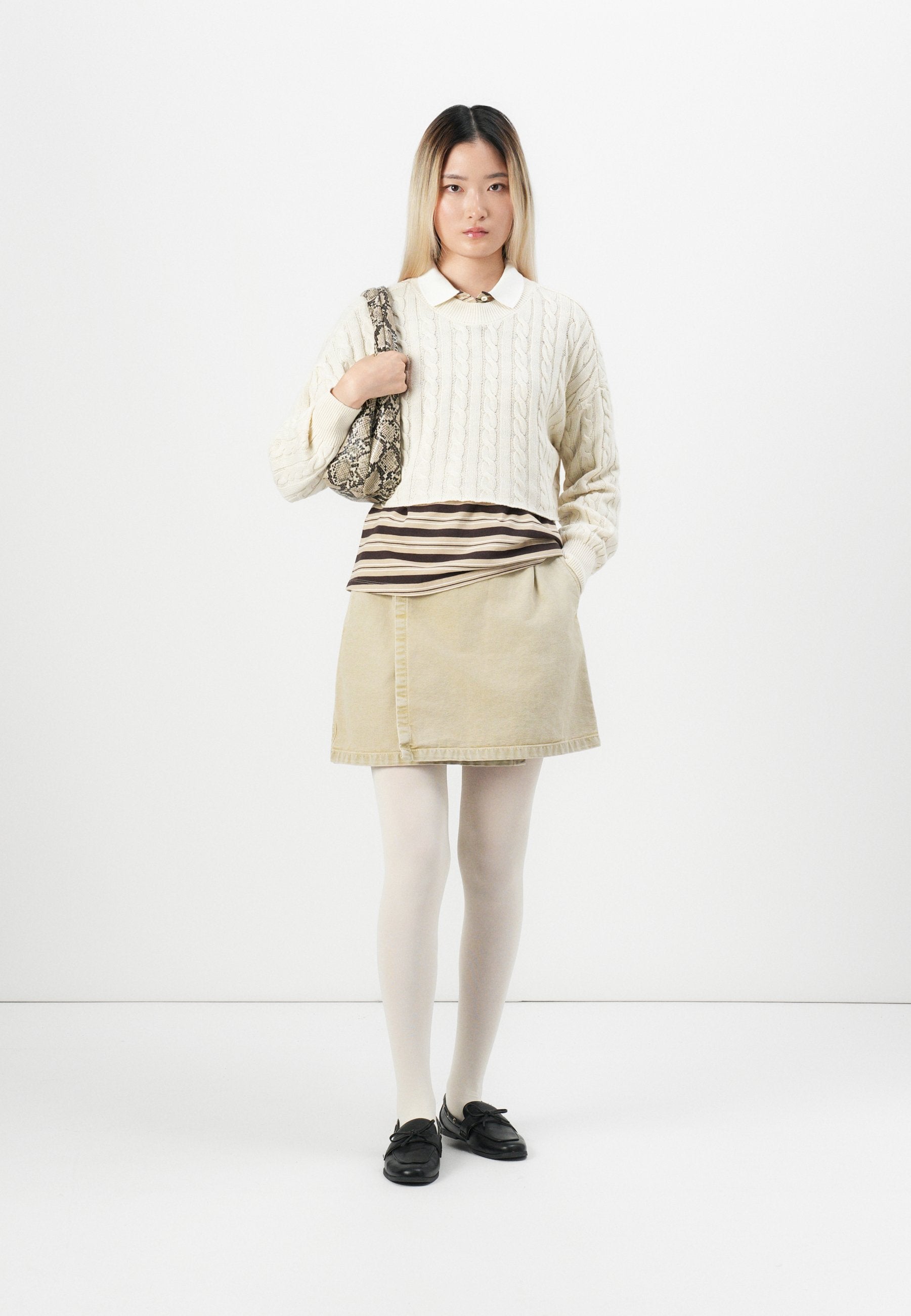 ONLY ONLBIRTIE SHORT CABLE O NECK