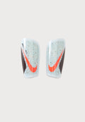 Nike Performance MERC LITE UNISEX - Shin pads - pure platinum-coloured/burgundy crush/bright crimson
