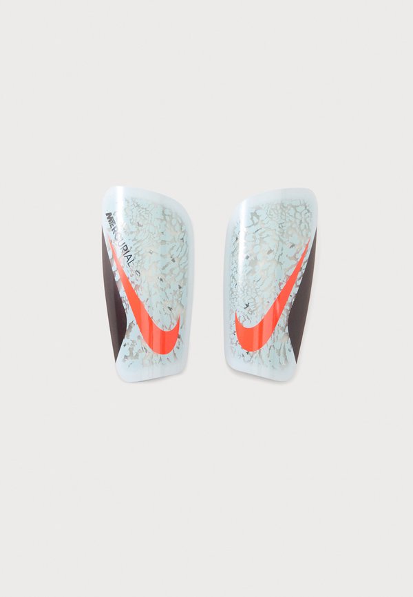 Nike Performance MERC LITE UNISEX - Shin pads - pure platinum-coloured/burgundy crush/bright crimson