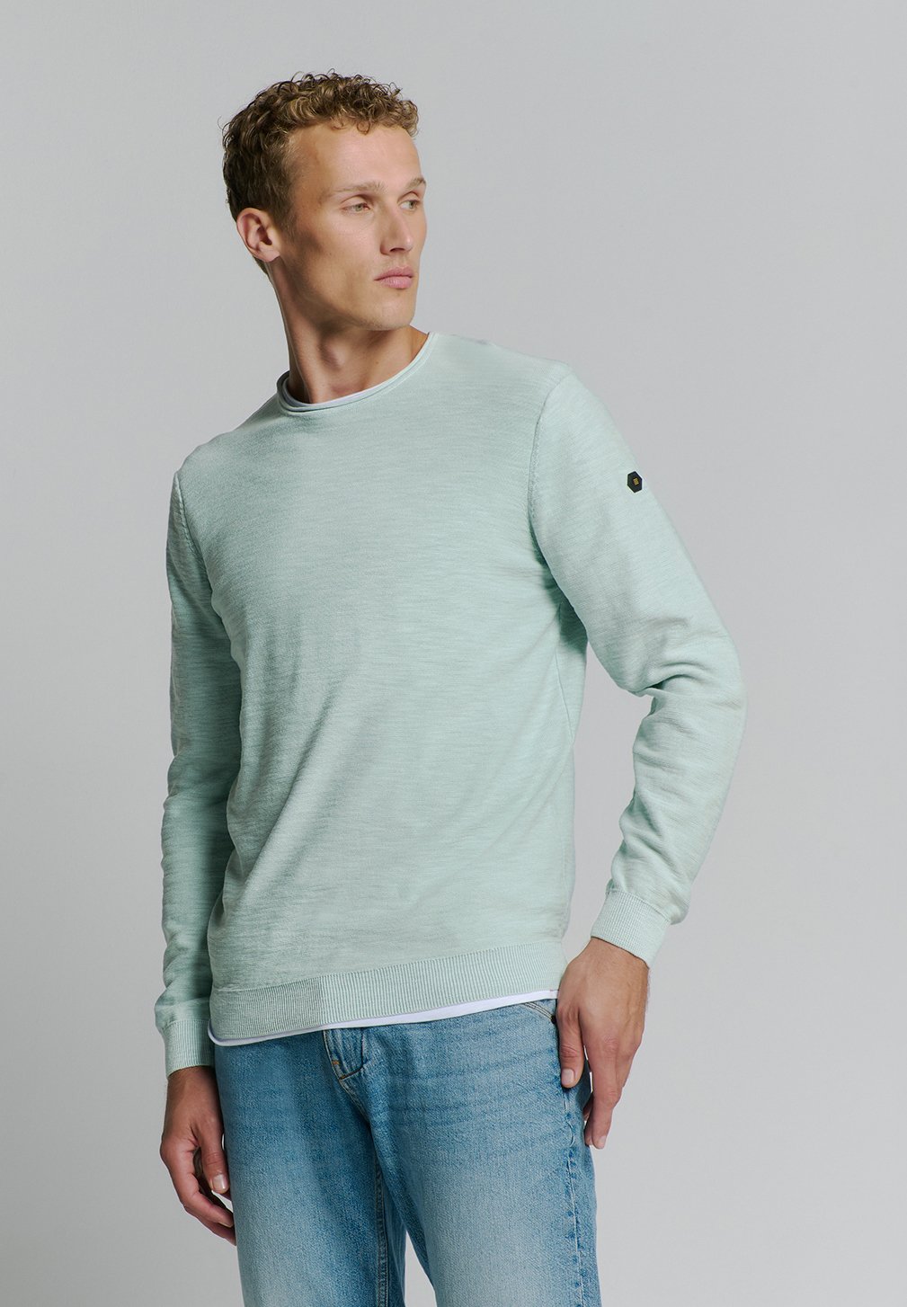 CREWNECK Media 3