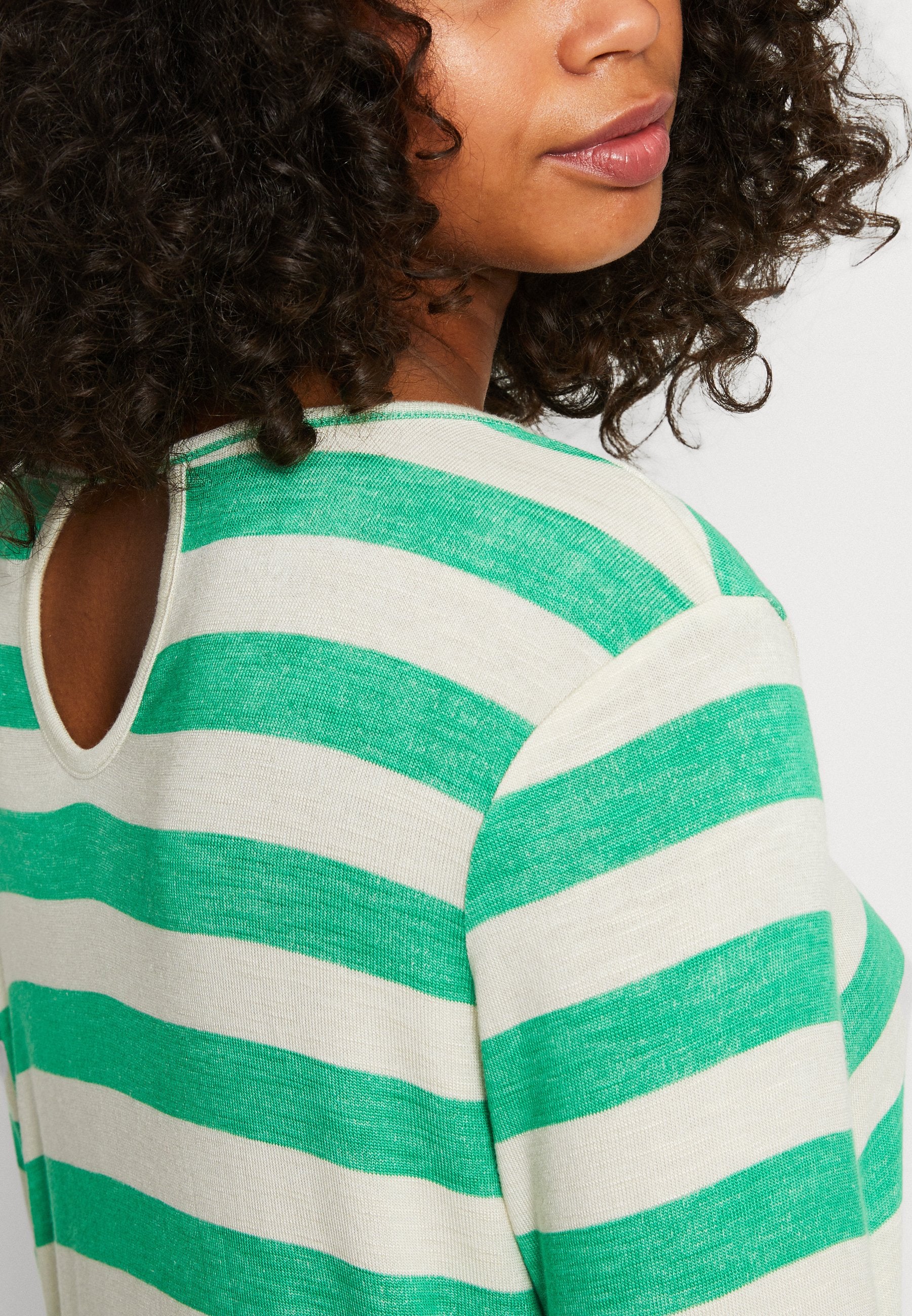 ONLY ONLLIRA DETAIL