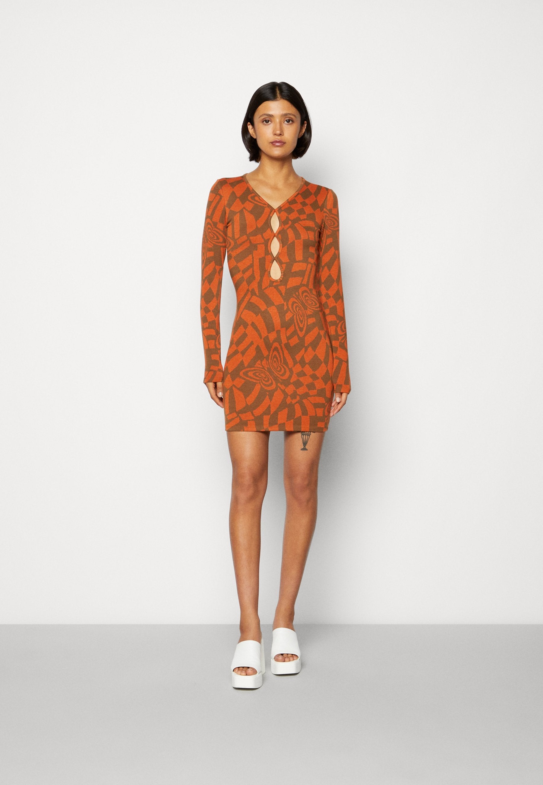 Neon & Nylon NORA CUTOUT SHORT DRESS