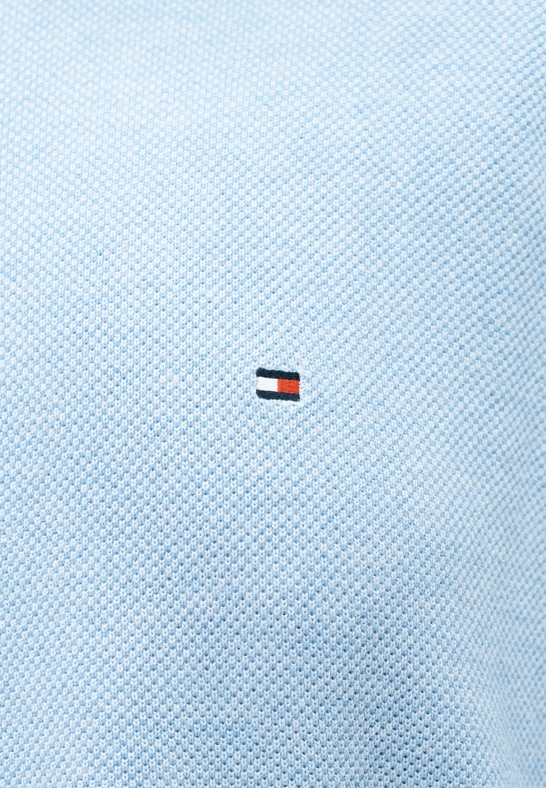 ESSENTIAL STRUCTURE CREW NECK Media 6