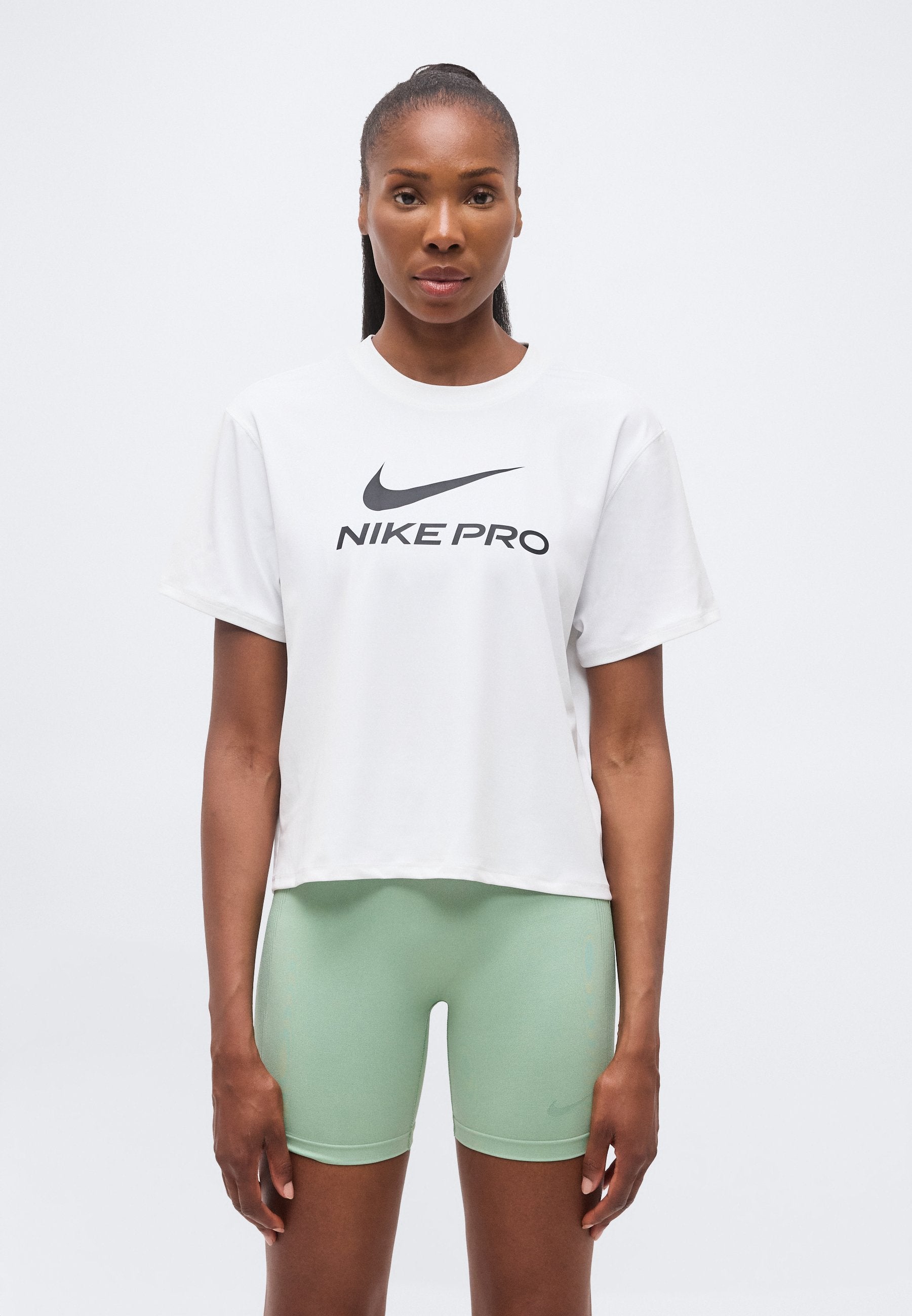 Nike Performance 365 LOOSE