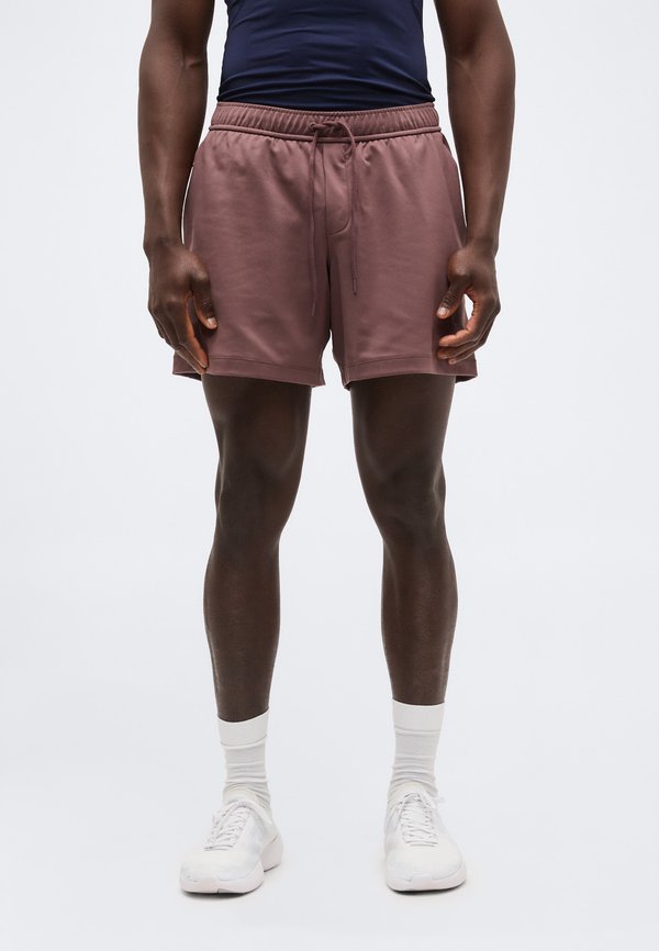 Nike Performance NANO SHORT - Sports shorts - tattoo