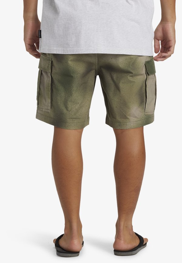 Quiksilver TAXER