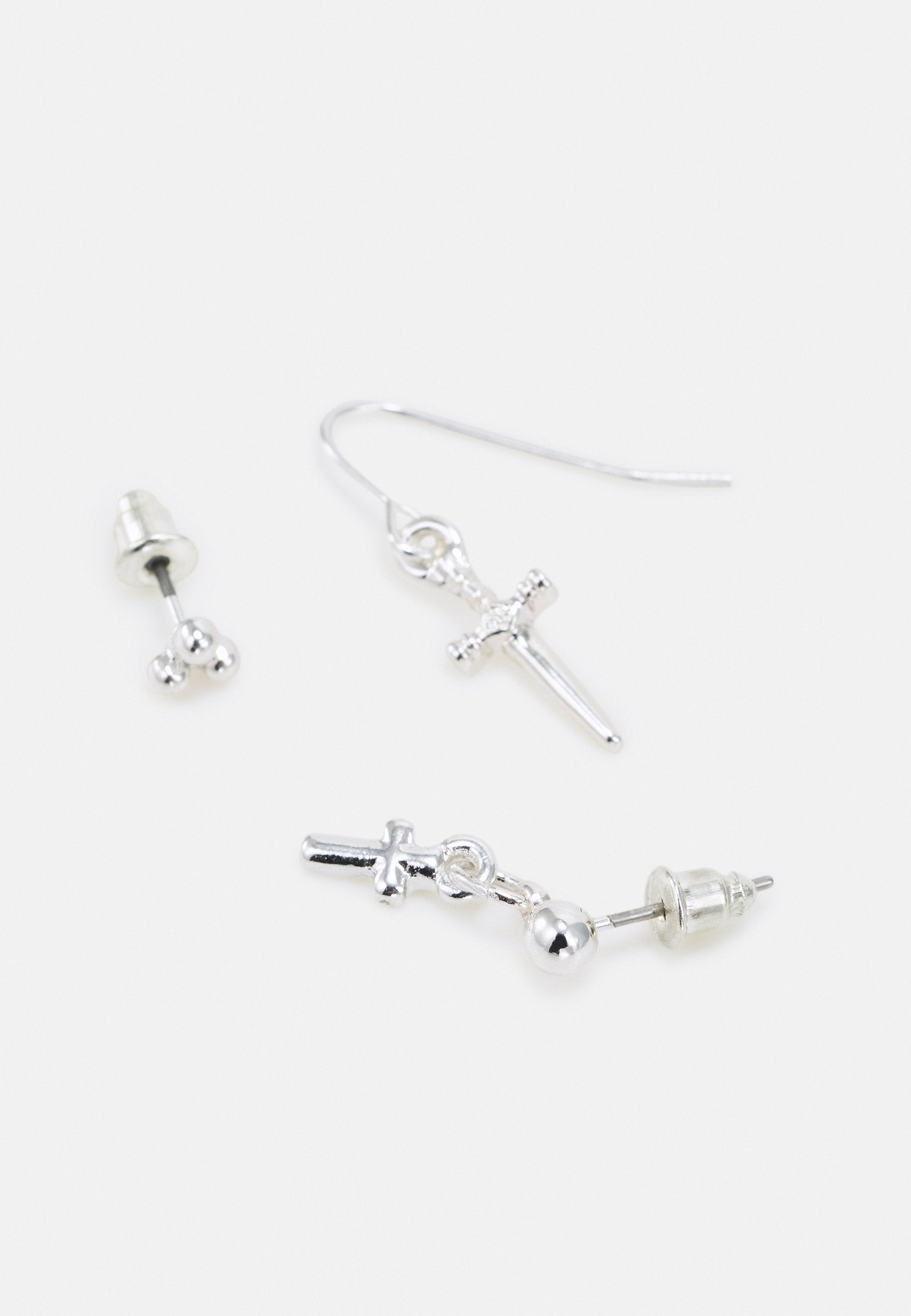 Uncommon Souls KEY AND FLAME EAR PARTY UNISEX 9 PACK