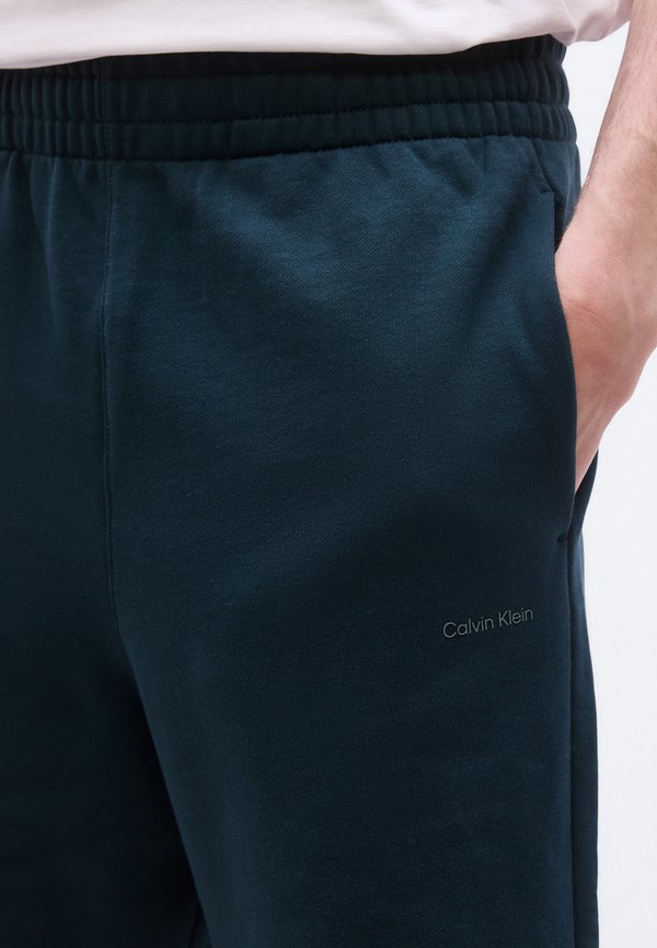 Calvin Klein NANO STANDARD LOGO MONOGRAM