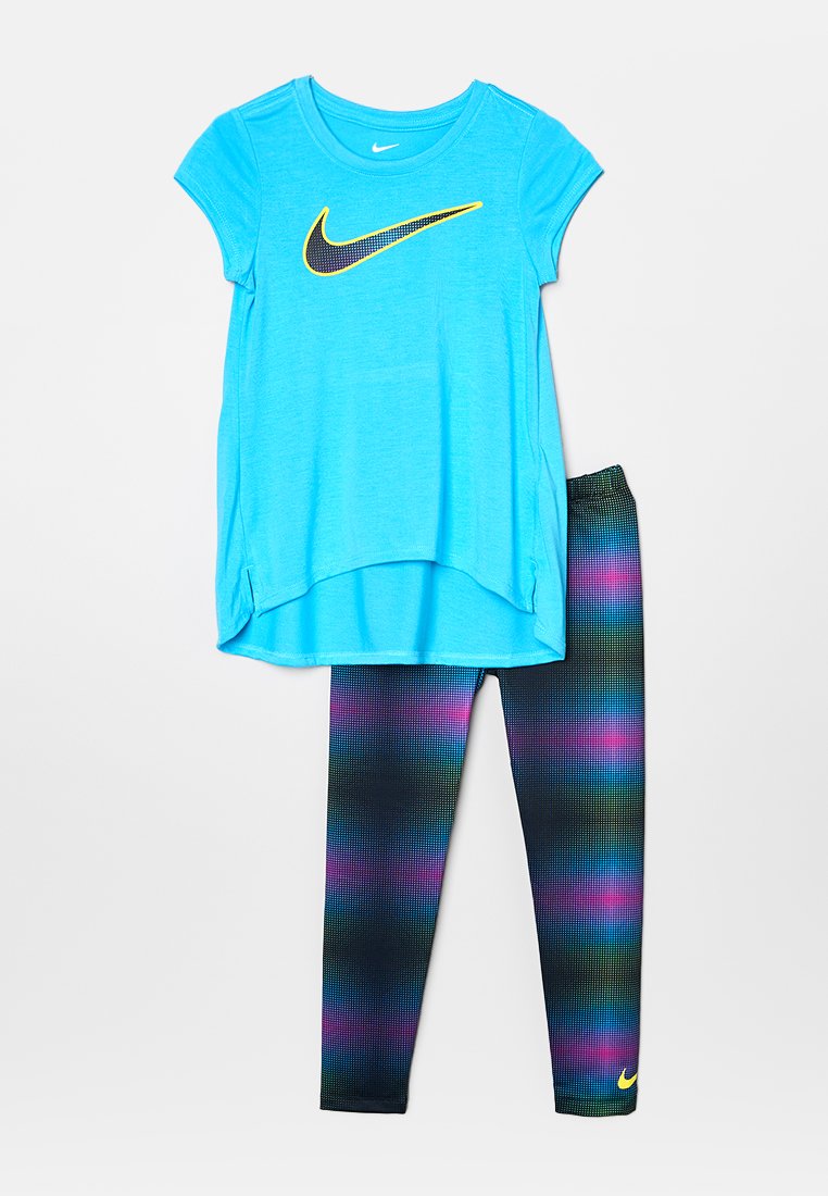 Nike Sportswear SET