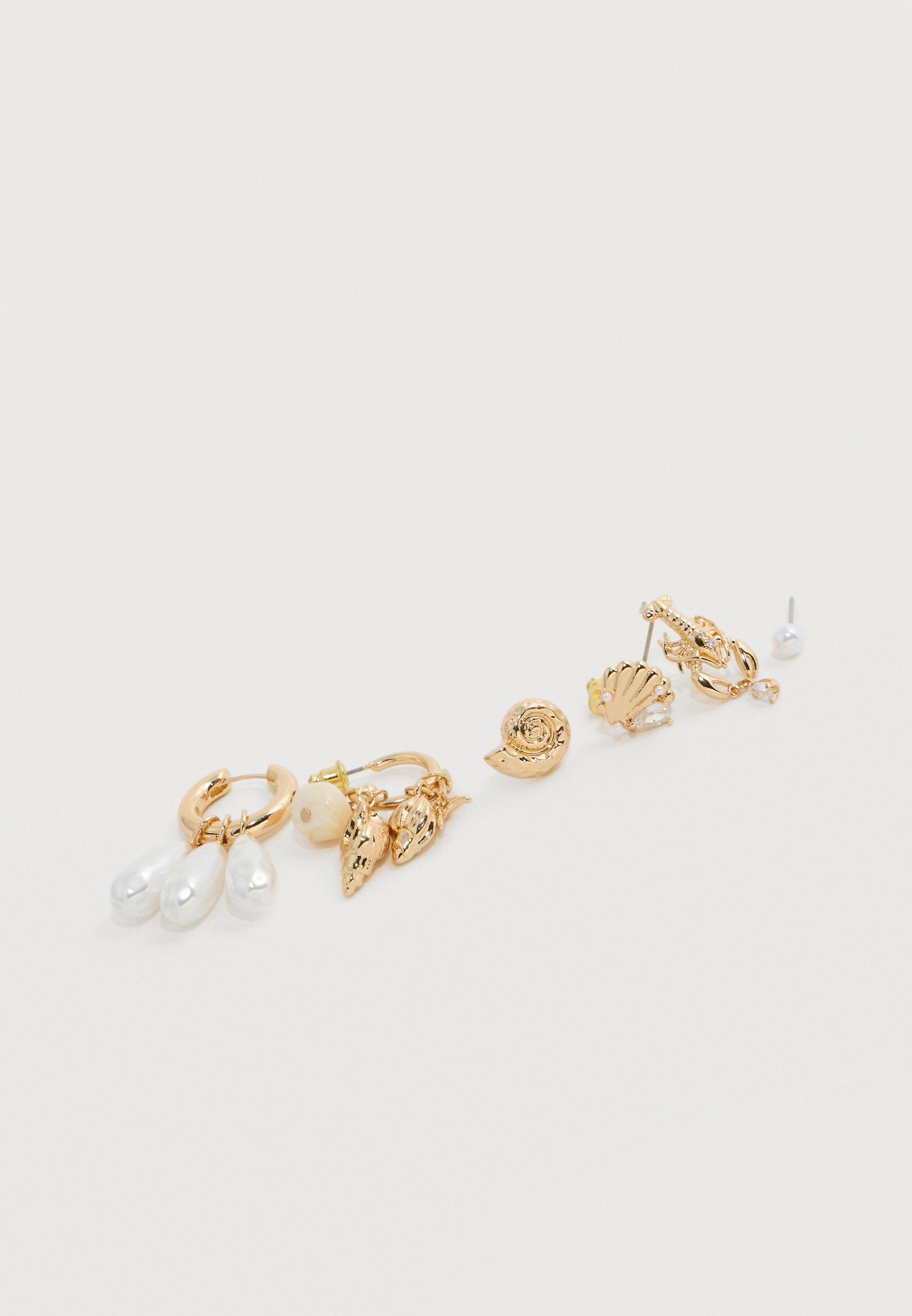 ALDO SHELLBELLE SET
