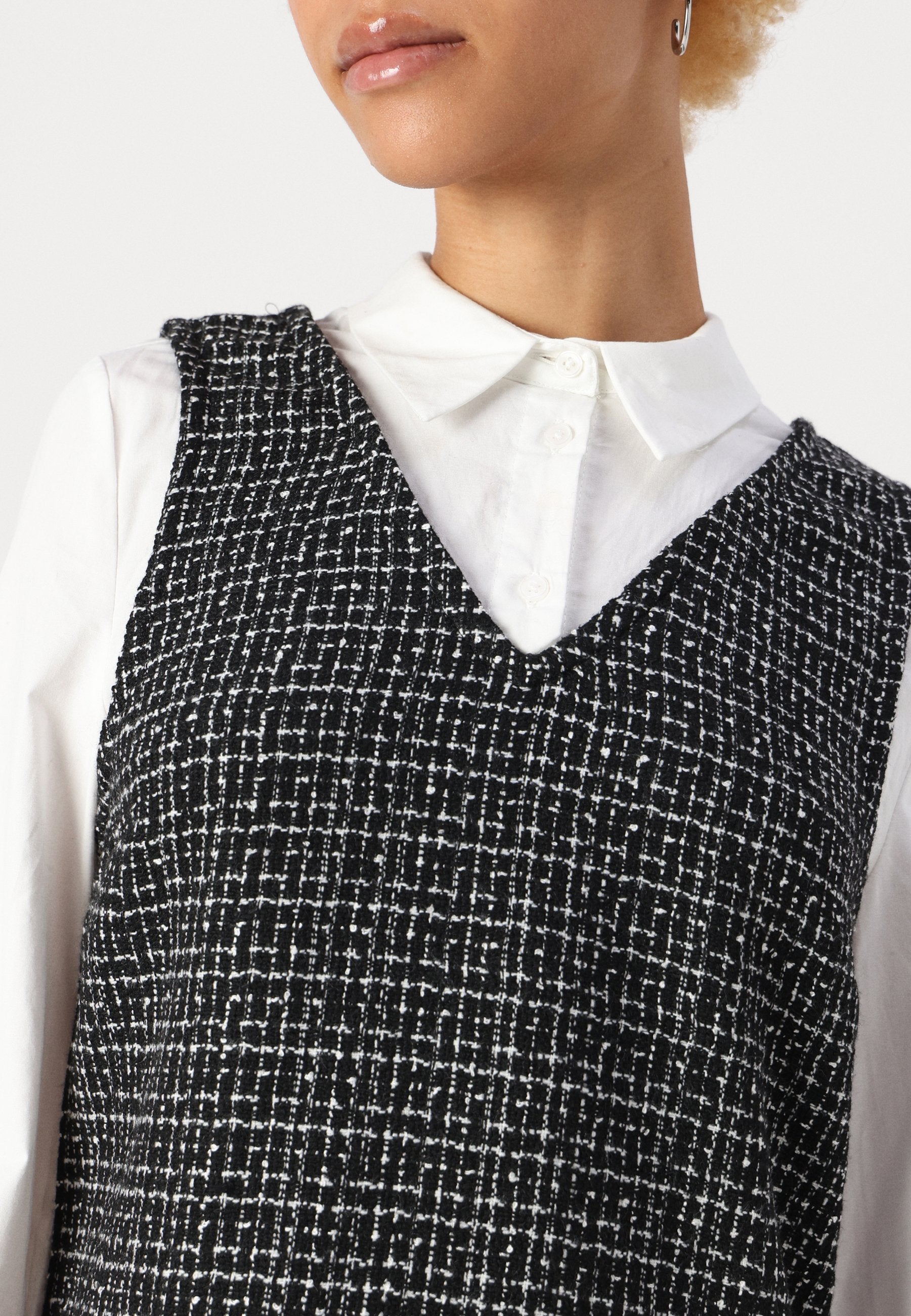 ONLLODA BOUCLE DRESS  Media 6
