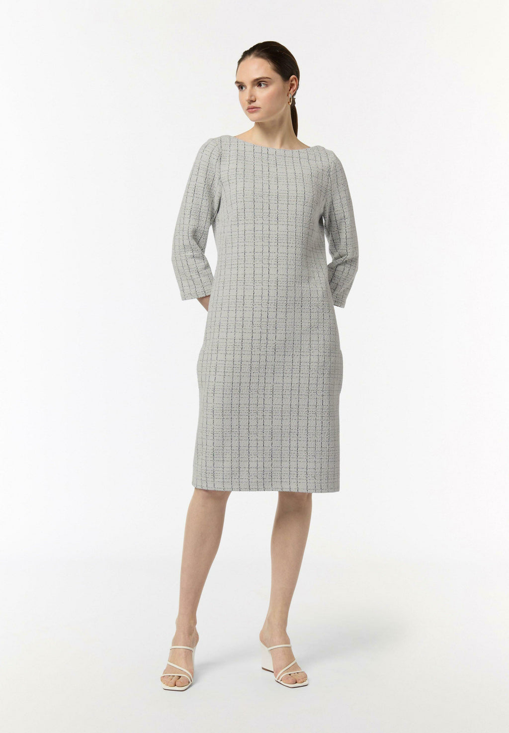 comma Strickkleid Media 2