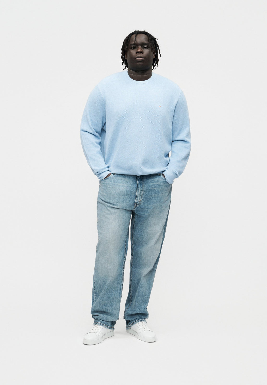 ESSENTIAL STRUCTURE CREW NECK Media 2