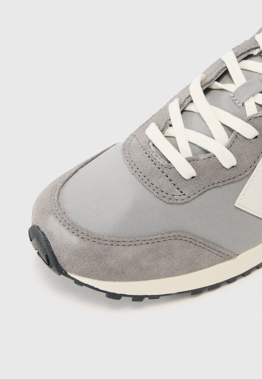Converse OMEGA TRAINER UNISEX