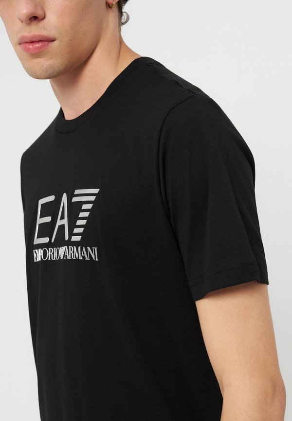 EA7 Emporio Armani
