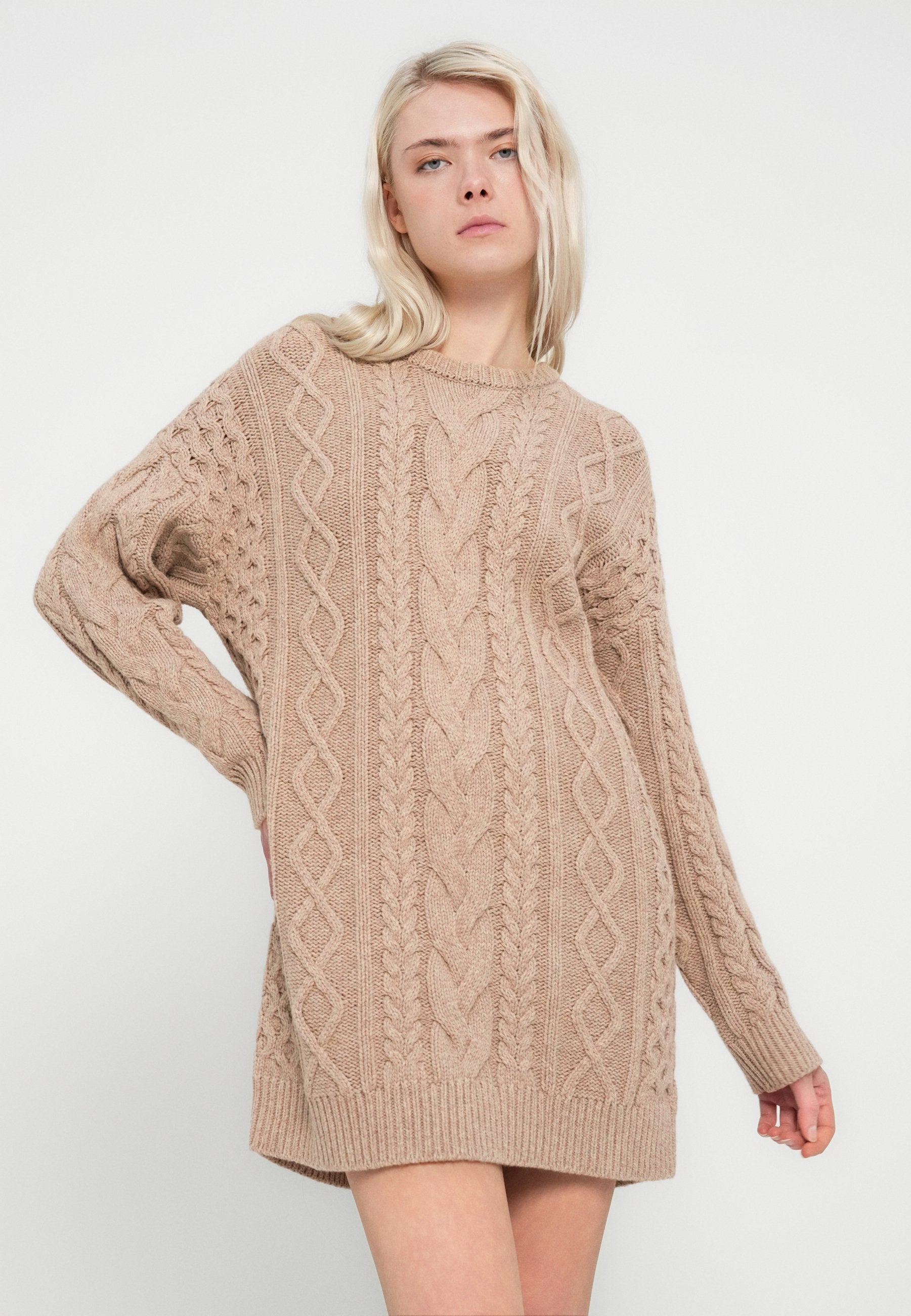 GAP CABLE SWEATER DRESS