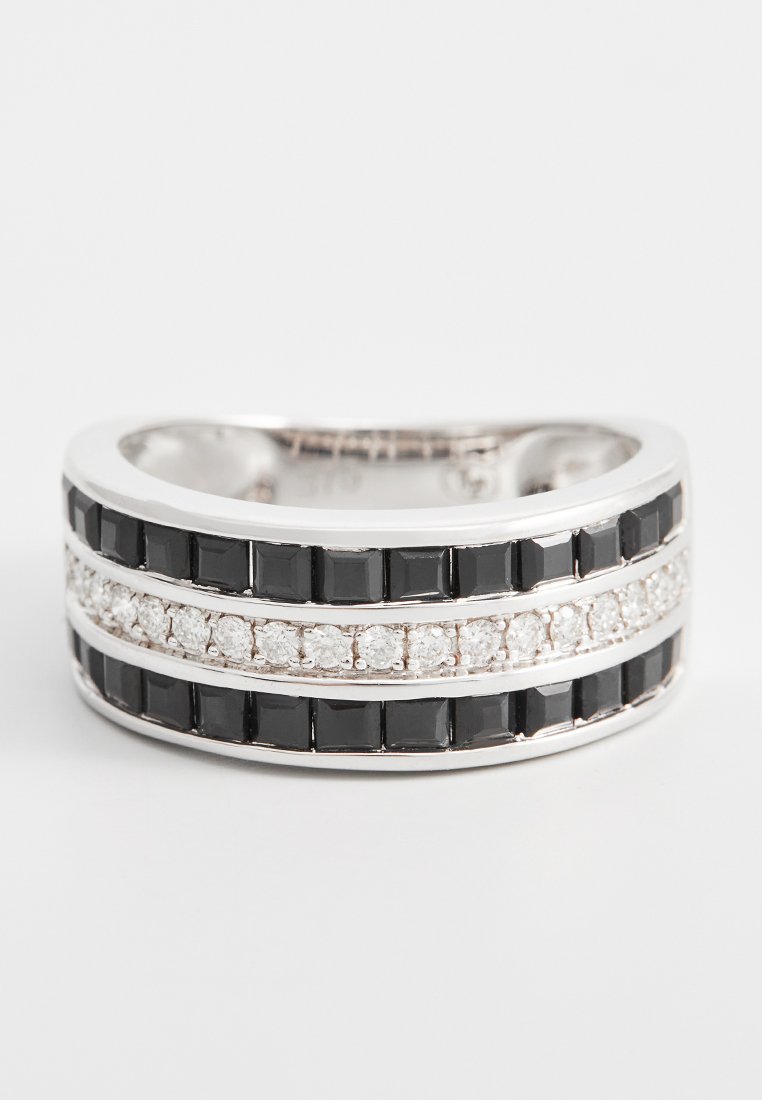 Atelier Du Diamant 0,17 CT. DIAMOND