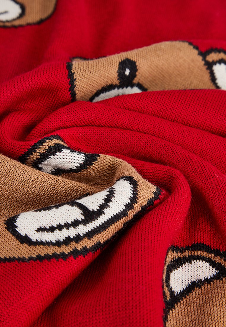 MOSCHINO
