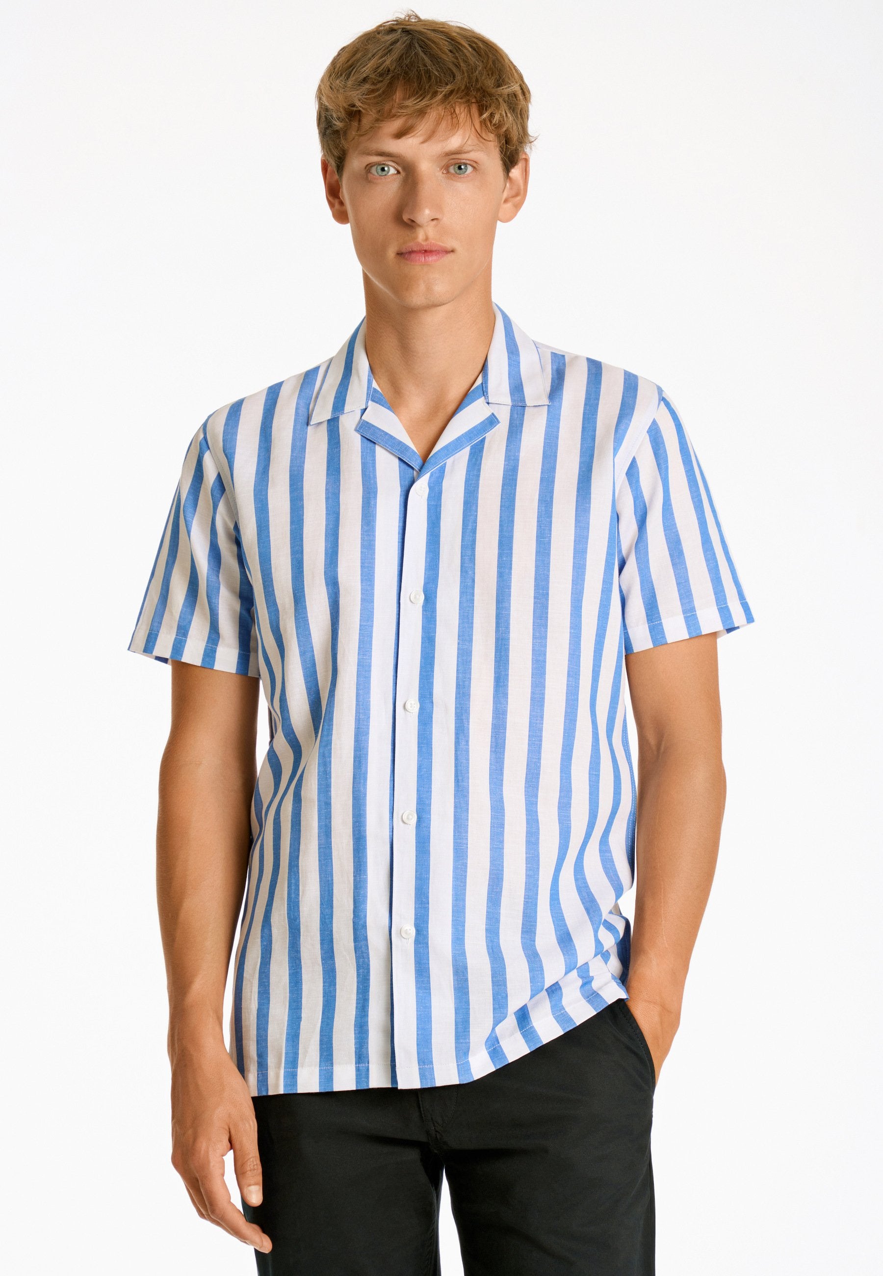 STRIPED RESORT Media 3
