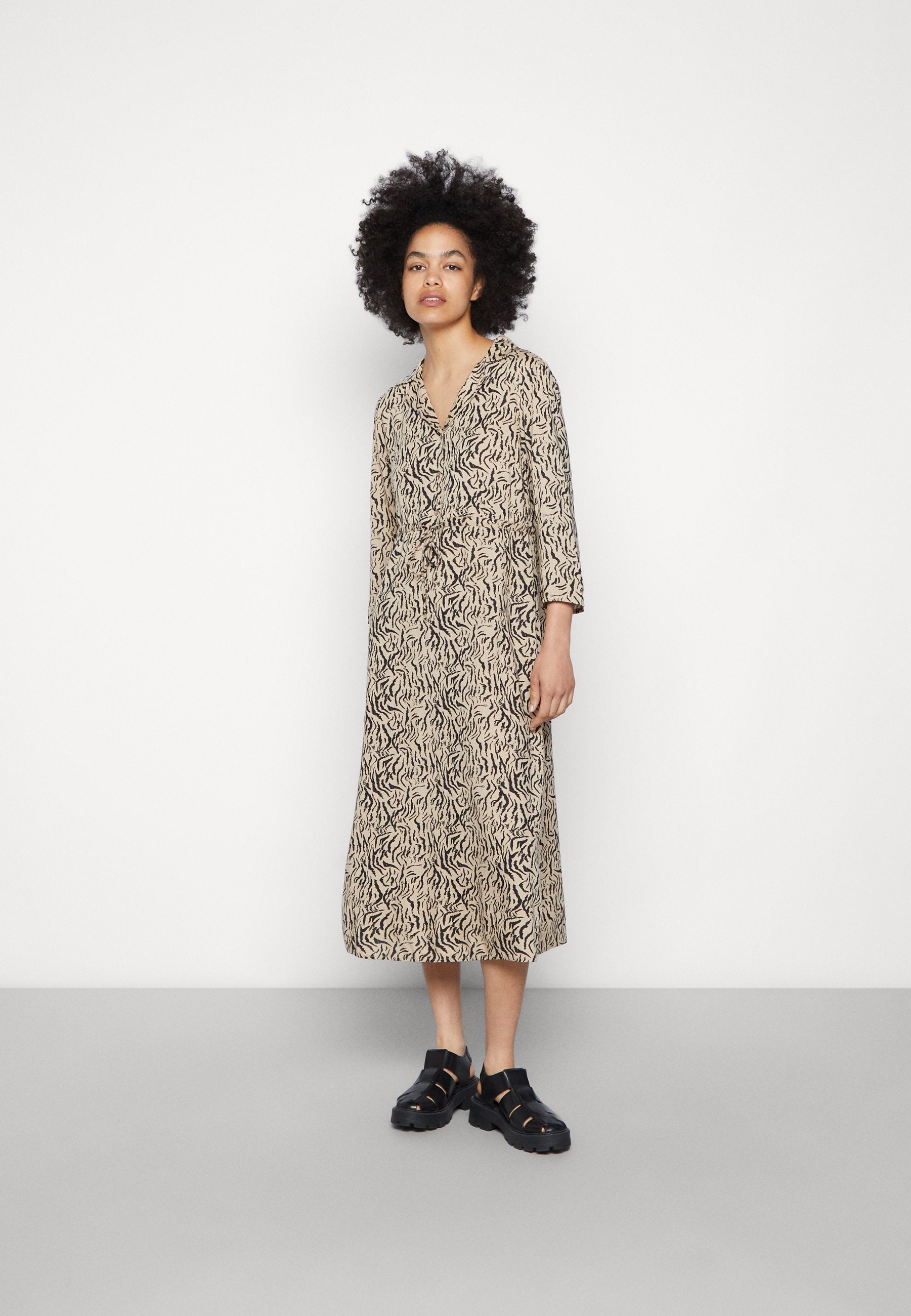 Pieces PCNYA MIDI DRESS