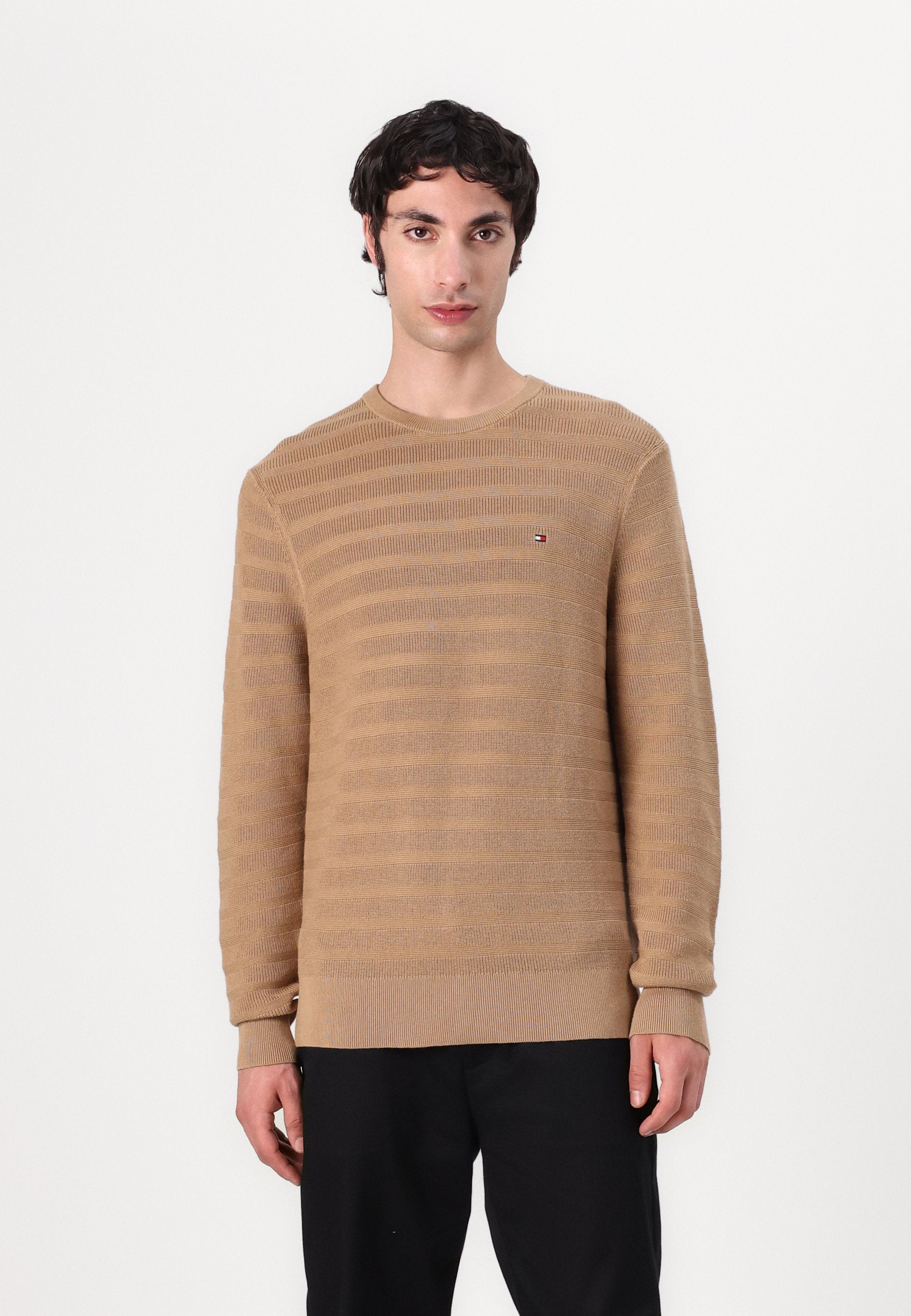 STRIPE STRUCTURE Media 3