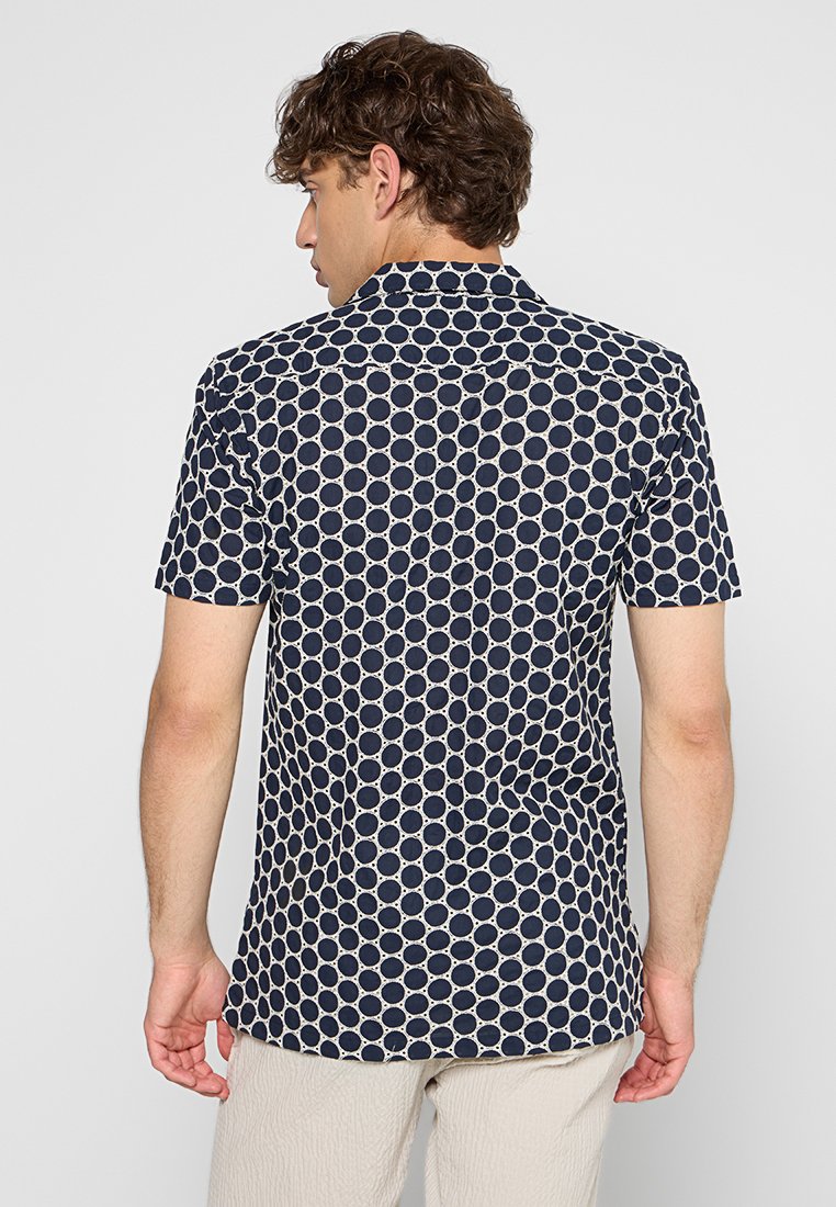 RELAXED FIT Media 2