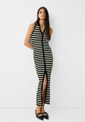SLEEVELESS CUT-OUT DETAIL  Media 1