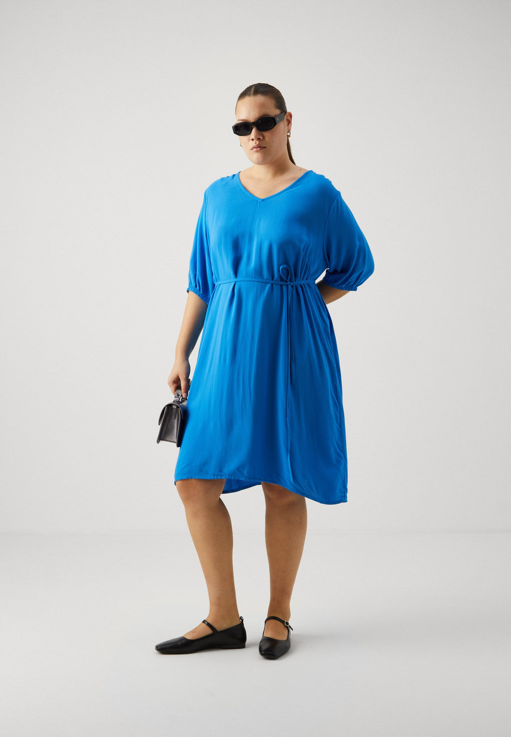 CARERINNA LIFE DRESS  Media 2