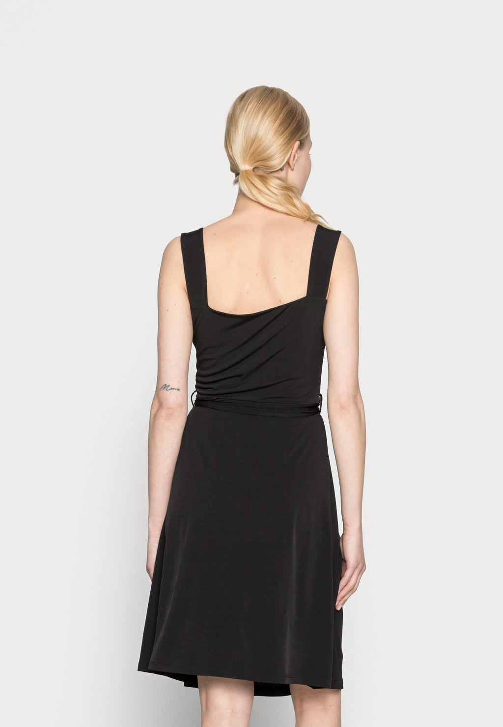 Anna Field WIDE STRAP BASIC MIDI DRESS