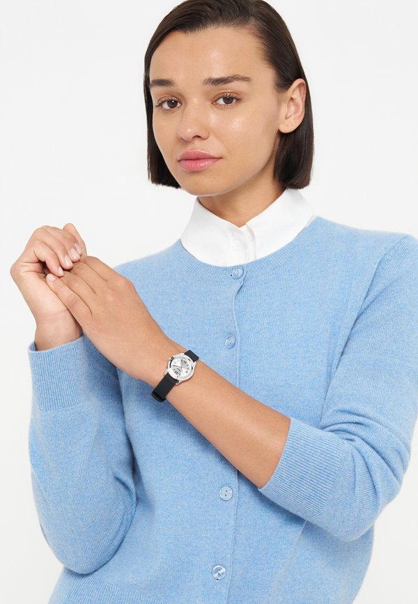 DKNY
