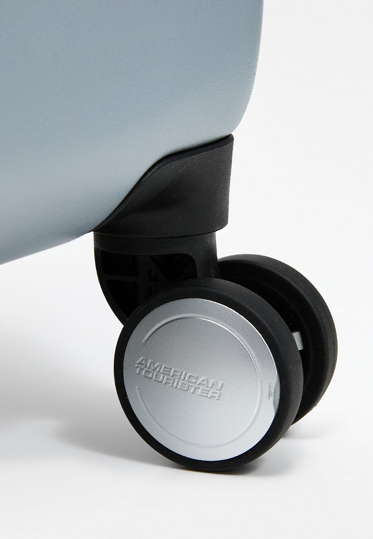 American Tourister SPINNER