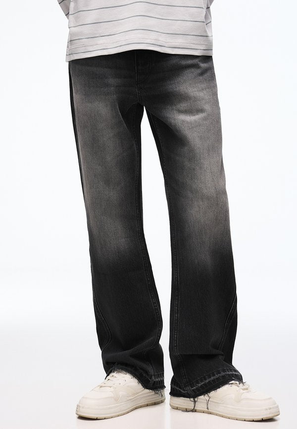 Bershka STRAIGHT-LEG FLARED - JEANS - Flared Jeans - black