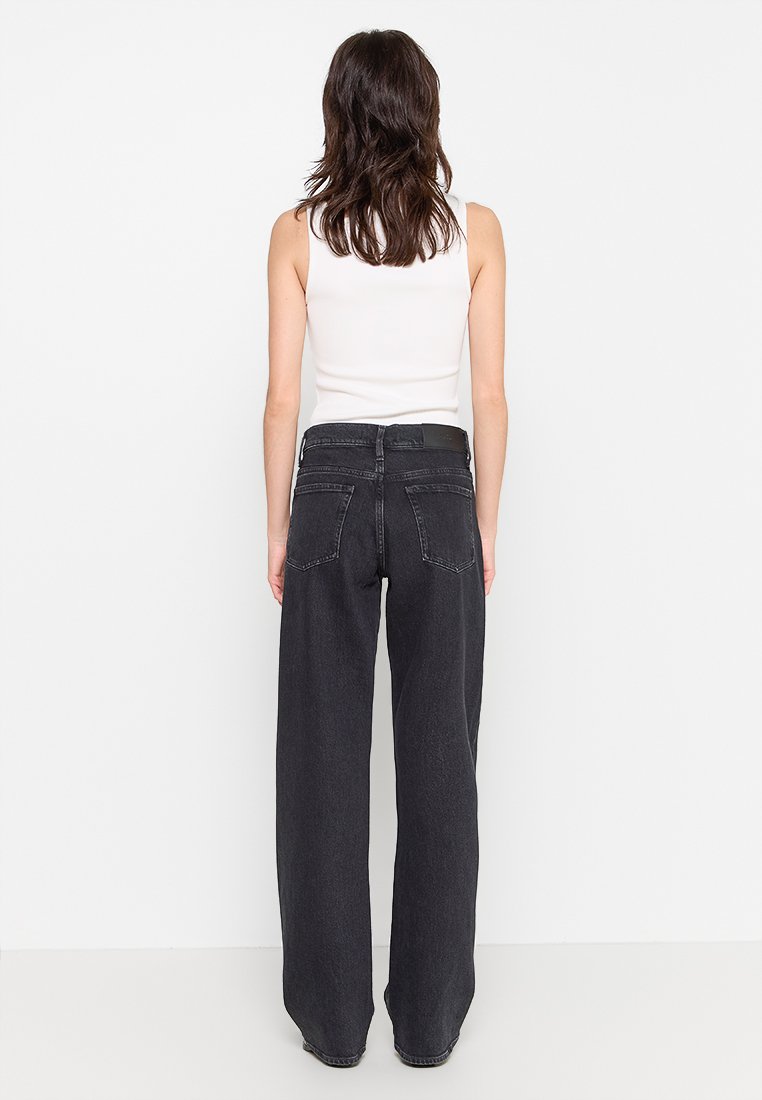 7 for all mankind TESS